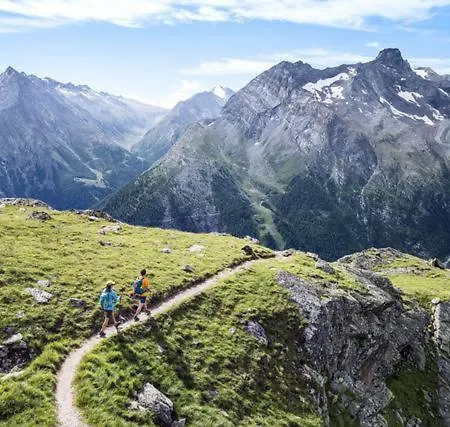 Self-service Berggeist מלון *